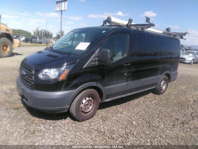 Ford Transit-150 2018 1FTYE1YM2JKA11640 Image 2
