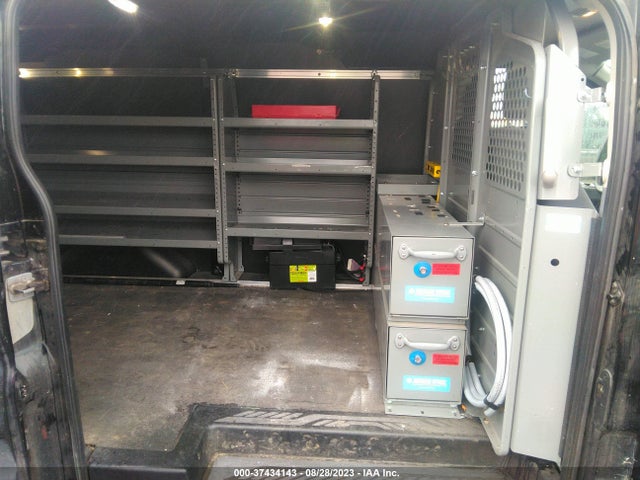 Ford Transit-150 2018 1FTYE1YM2JKA11640 Image 8