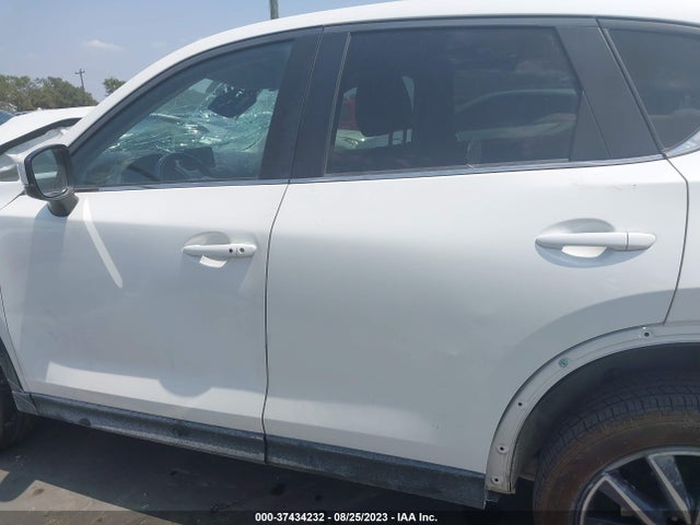 2018 MAZDA CX-5 TOURING VIN: JM3KFACM8J1324523