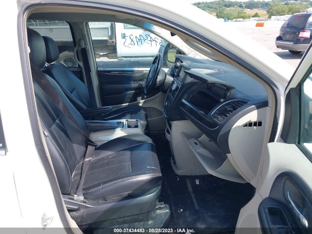 2013 CHRYSLER TOWN & COUNTRY TOURING VIN: 2C4RC1BG2DR658090