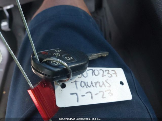 1FAHP2E95FG179949 Ford TAURUS SEL