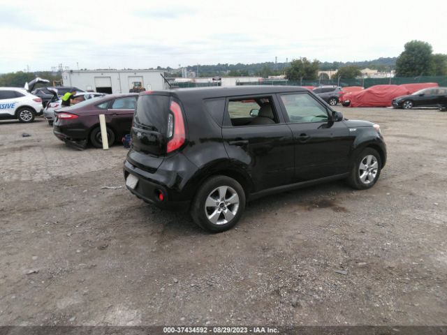 KNDJN2A24H7494996 KIA Soul Base