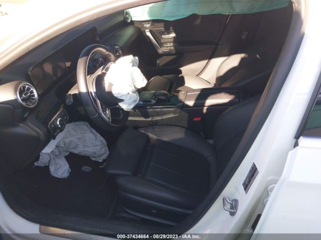 W1K3G4EB8LJ233851 Mercedes-Benz A-class A 220