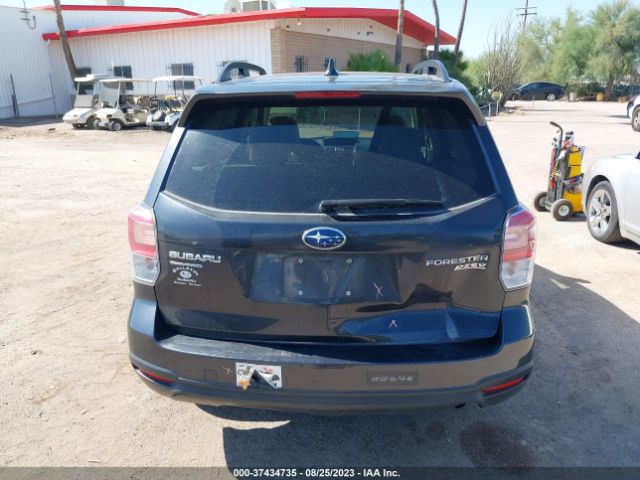 JF2SJAEC2HH548644 Subaru Forester Premium