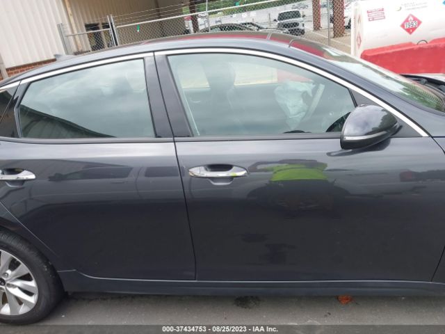 5XXGT4L32JG208576 KIA Optima S
