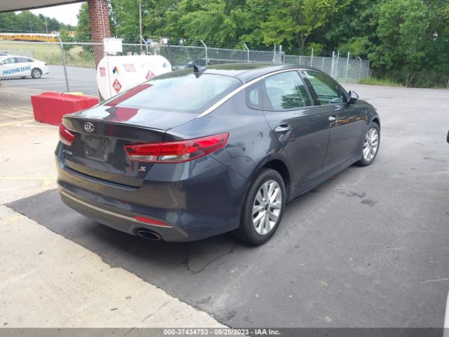 5XXGT4L32JG208576 KIA Optima S