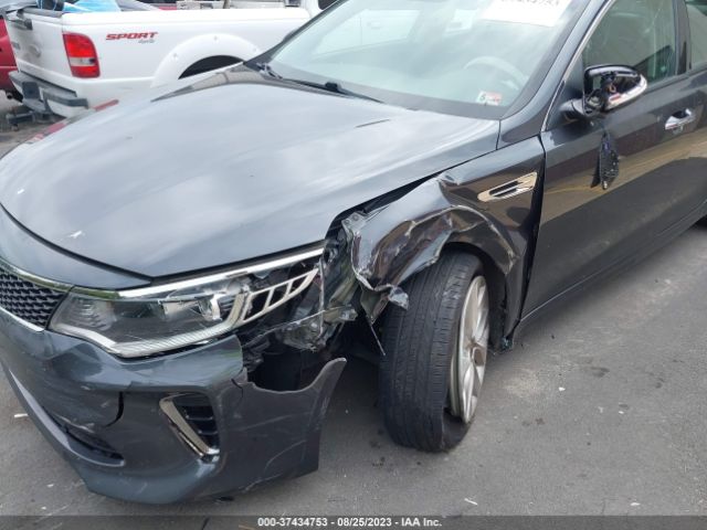 5XXGT4L32JG208576 KIA Optima S