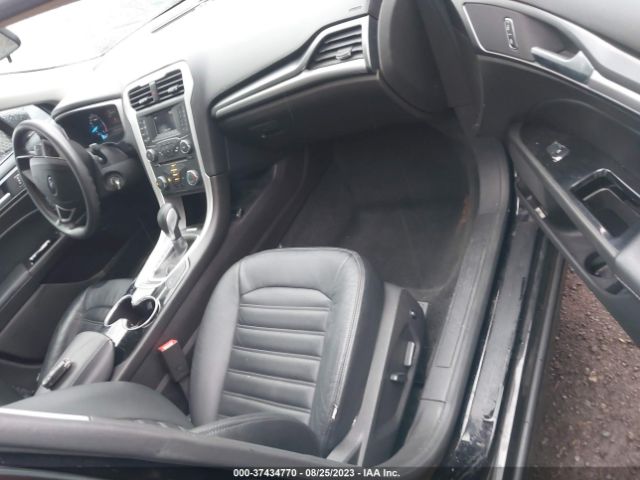 3FA6P0H78GR117154 Ford FUSION SE