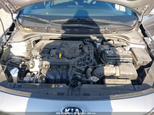 3KPA25AD6ME424132 KIA Rio 5-door S