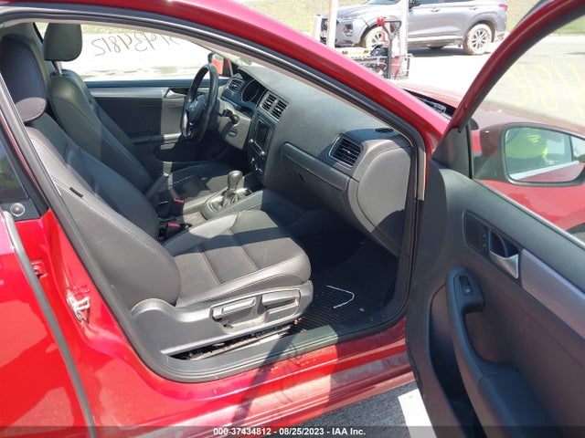 3VWDB7AJXHM240058 Volkswagen Jetta 1.4t Se