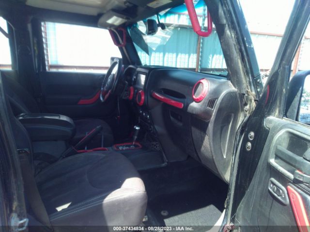 1C4BJWEG5EL197249 Jeep Wrangler Unlimited Sahara