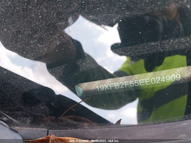 19XFB2F55EE024909 Honda Civic Sedan Lx