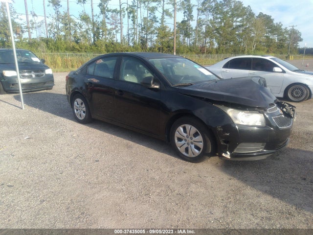 2014 1G1PA5SH5E7415687 main image