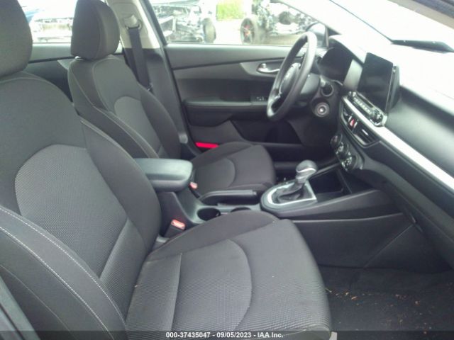 3KPF24AD3ME363886 KIA Forte Lxs