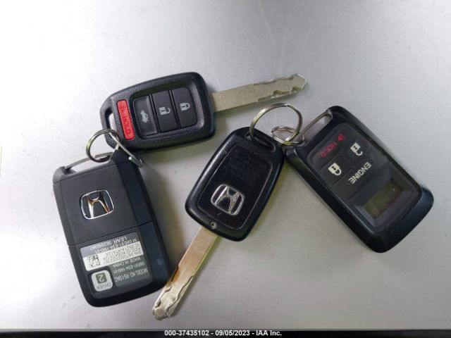 2HGFC2F5XHH556177 Honda Civic Lx