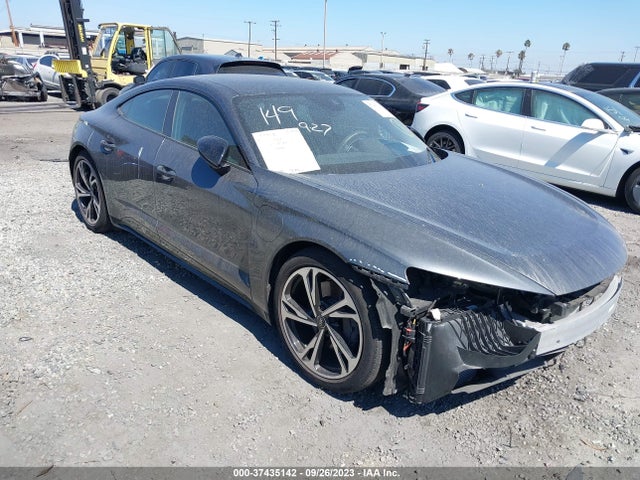 2022 Audi e-tron GT, VIN: WAUCJBFW6N7007208