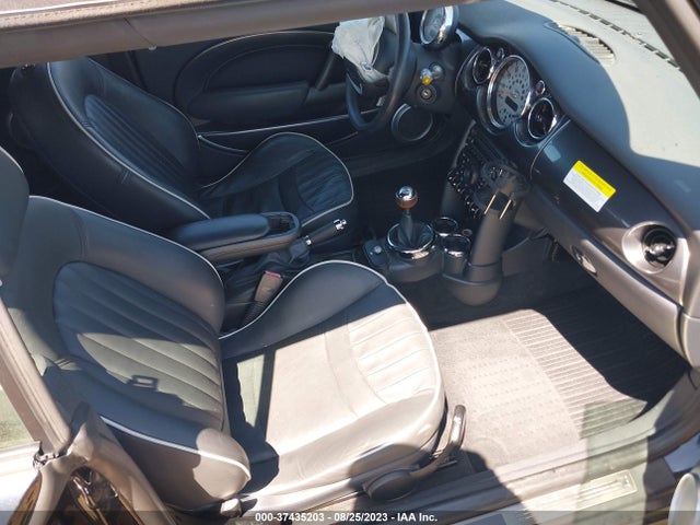 2008 MINI COOPER CONVERTIBLE WMWRH33528TU81594 Photo 4