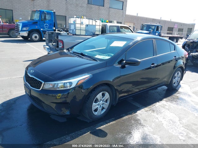 2018 KIA FORTE LX VIN: 3KPFK4A79JE239157