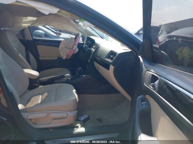 3VWL07AJ3GM292468 Volkswagen Jetta Sedan 1.8t Sel