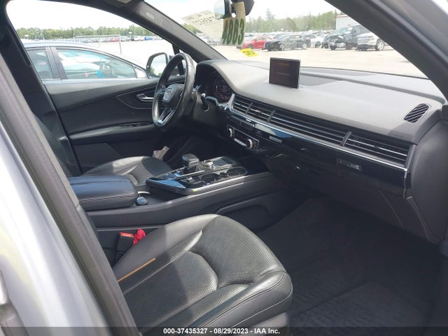WA1VABF76HD027575 Audi Q7 Prestige
