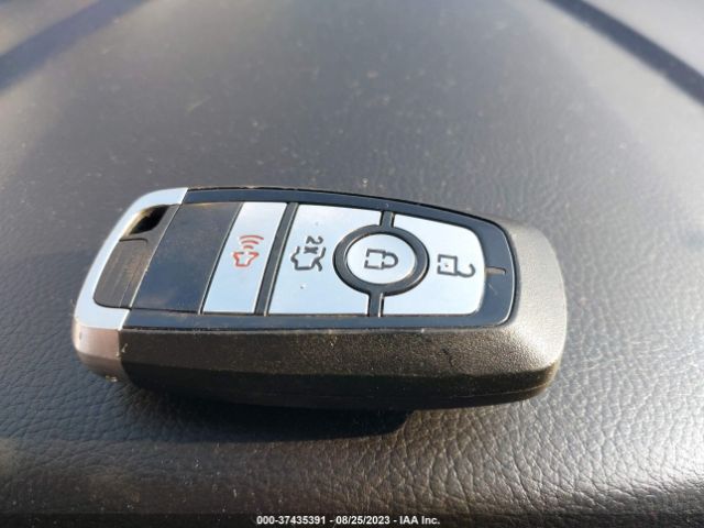 3FA6P0T90JR270756 Ford FUSION SE