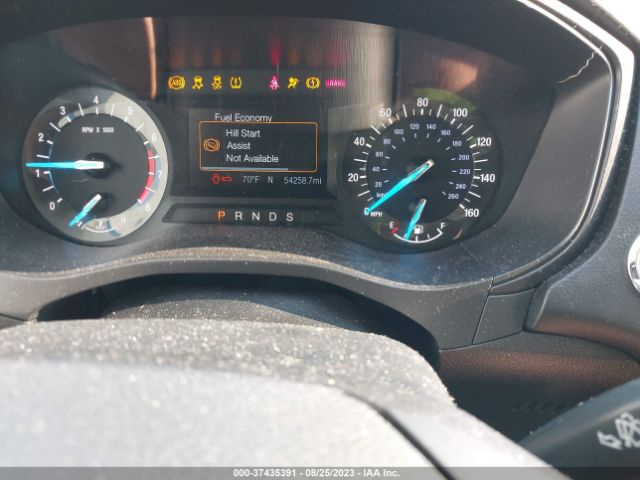 3FA6P0T90JR270756 Ford FUSION SE