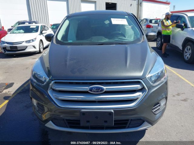 1FMCU0GD0KUA30892 Ford ESCAPE SE