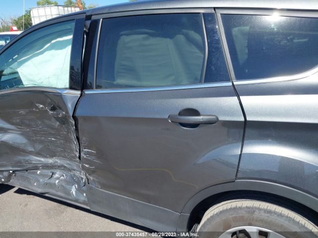 1FMCU0GD0KUA30892 Ford ESCAPE SE