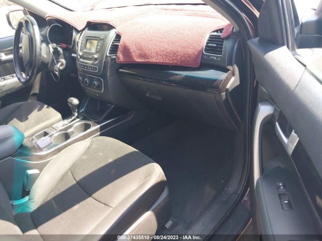 5XYKTCA63FG565172 KIA SORENTO LX