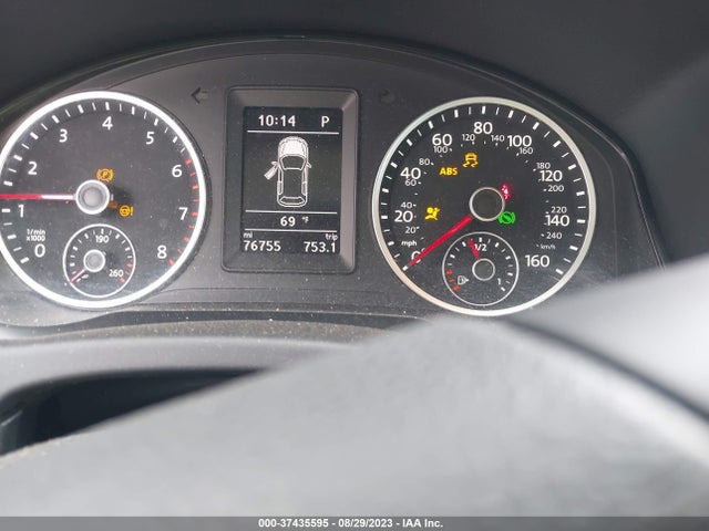 WVGSV7AX6HK009862 Volkswagen Tiguan Wolfsburg Edition