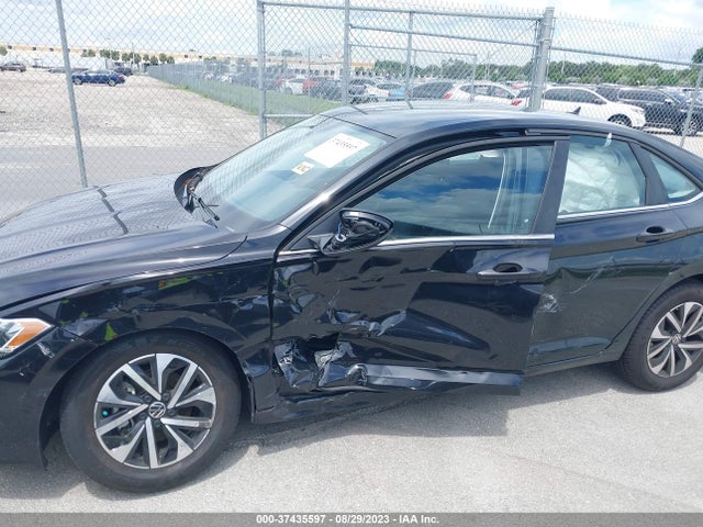 3VWCM7BU5NM033023 Volkswagen JETTA S