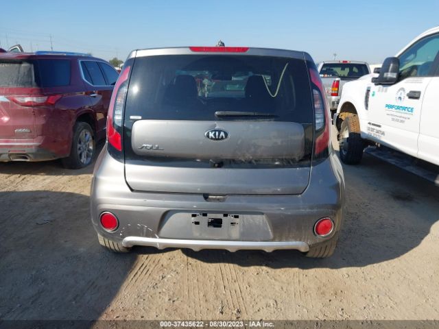 KNDJP3A55J7537452 KIA SOUL +