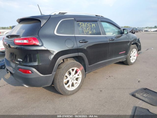 1C4PJMCS1GW211392 Jeep Cherokee Latitude