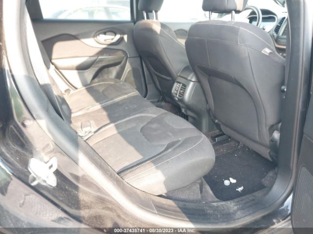 1C4PJMCS1GW211392 Jeep Cherokee Latitude