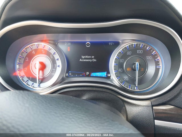 Chrysler 300 Limited 2015 2C3CCARG1FH820512 Image 7