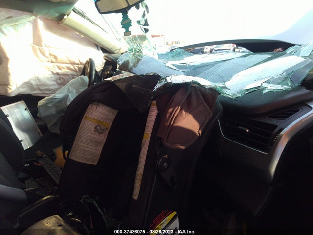 Chevrolet Suburban Ls 2018 1GNSCGEC2JR304754 Image 5