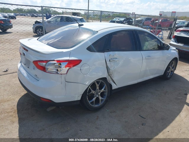 2014 FORD FOCUS SE VIN: 1FADP3F29EL207716