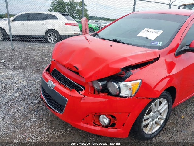 Chevrolet Sonic Lt Auto 2015 1G1JC5SH8F4142960 Image 6