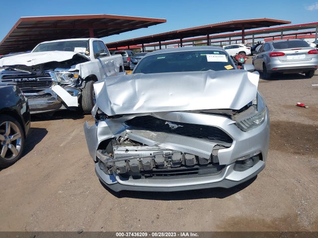 Ford Mustang V6 2015 1FA6P8AM8F5370040 Image 4