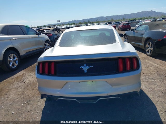 Ford Mustang V6 2015 1FA6P8AM8F5370040 Image 8