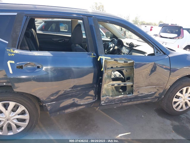 2016 NISSAN ROGUE S VIN: 5N1AT2MN2GC916342