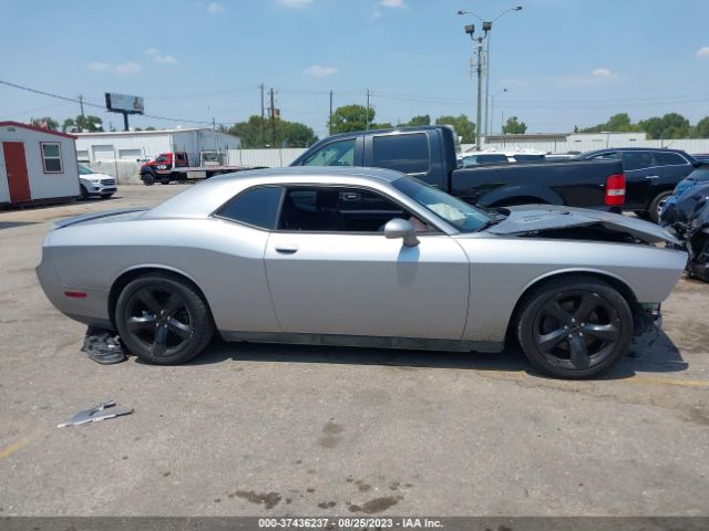 2C3CDYBT4EH257662 Dodge Challenger R/t