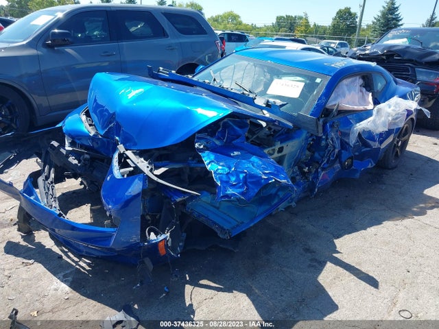 Chevrolet Camaro 2lt 2018 1G1FD1RX3J0109292 Image 2