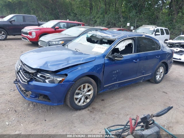 1VWAT7A3XHC046147 Volkswagen Passat 1.8t S