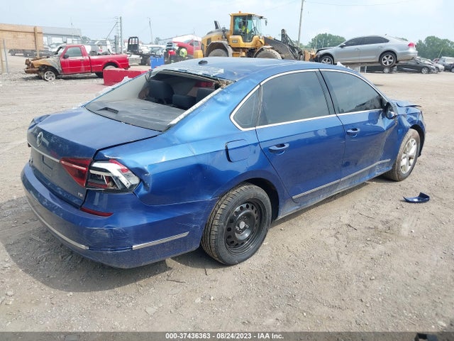 1VWAT7A3XHC046147 Volkswagen Passat 1.8t S