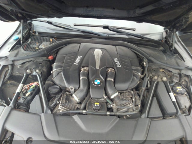 BMW 7 Series 750i Xdrive 2016 WBA7F2C50GG416631 Image 10