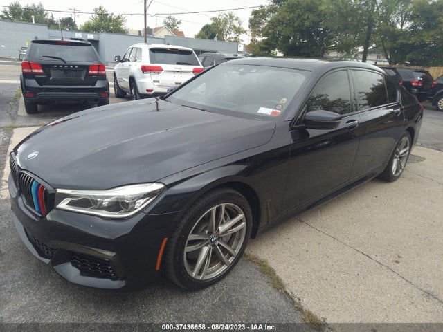BMW 7 Series 750i Xdrive 2016 WBA7F2C50GG416631 Image 2