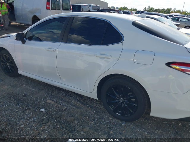 2020 TOYOTA CAMRY LE VIN: 4T1C11AK4LU302495