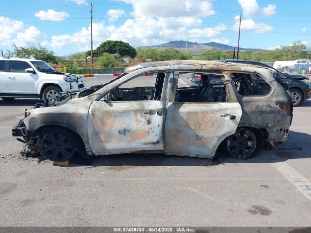 5N1DR2BN8LC584822 Nissan Pathfinder Sv
