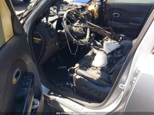 KNDJX3A57F7809586 KIA Soul !